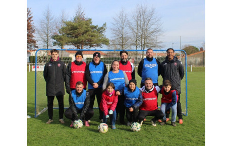 ⚫🩷 FOOT EN MARCHANT 🩷⚫